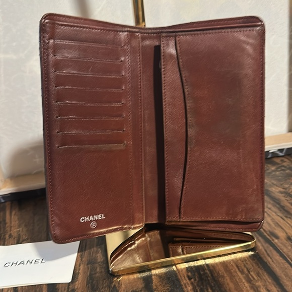 Chanel Classic Flap Leather Wallet - Picture 11 of 11